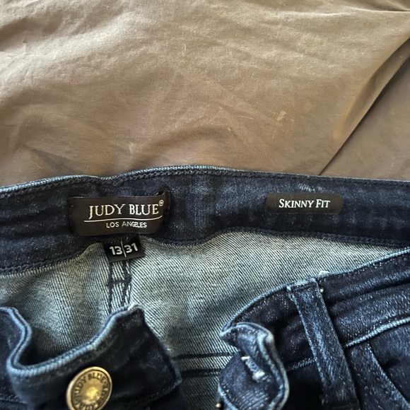 Judy Blue skinny jeans - Picture 2 of 3